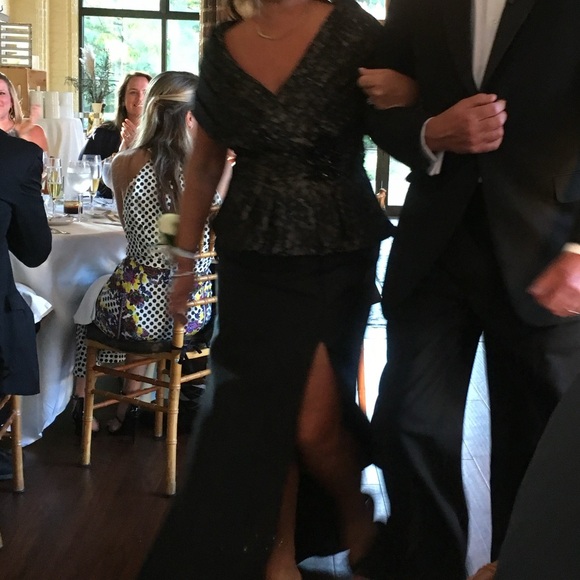 Peplum, lace and taffeta gown - Picture 14 of 15